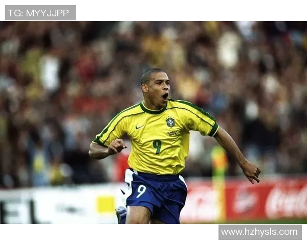 足球明星的象征意义与影响力解析探讨