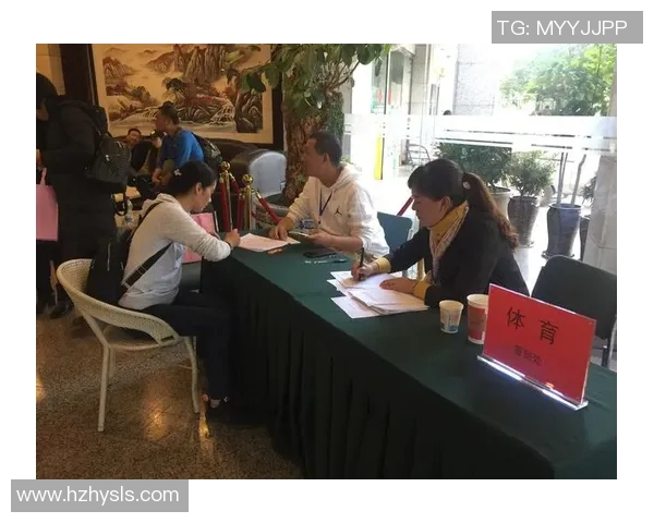 两兄弟携手追梦足球之路动漫风采展现明星魅力与友情的故事