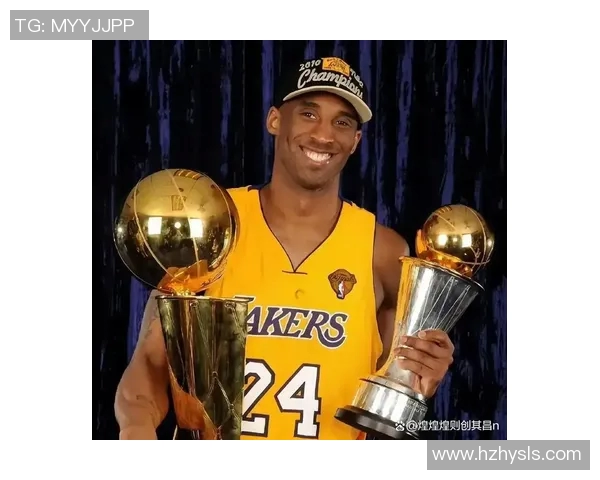 足球明星热爱篮球文化收藏科比球衣展现跨界情怀与尊重