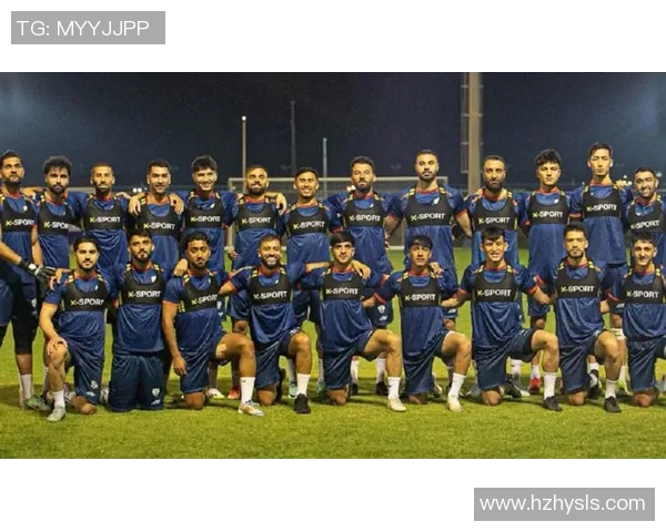 阿富汗血统足球明星的崛起与荣耀背后的故事与挑战