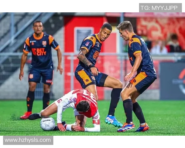 福伦丹与马斯特里激战正酣谁能在这场对决中笑到最后