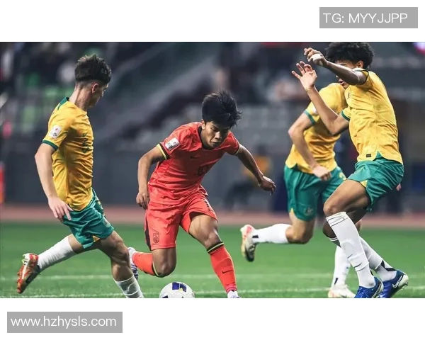 国足惜败韩国2-3赛场拼搏展现斗志与希望